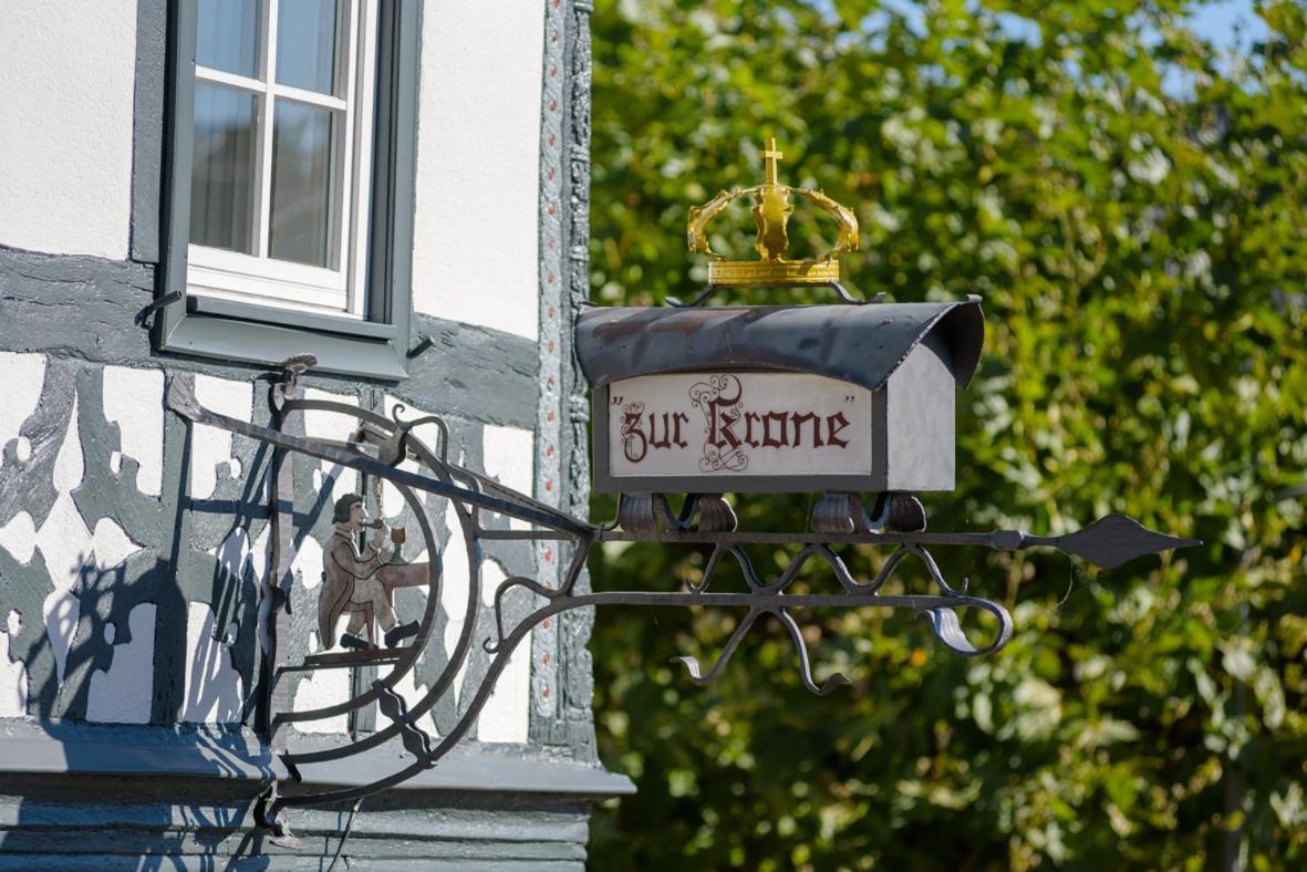 Krone Martinsthal Eltville am Rhein Eksteriør billede